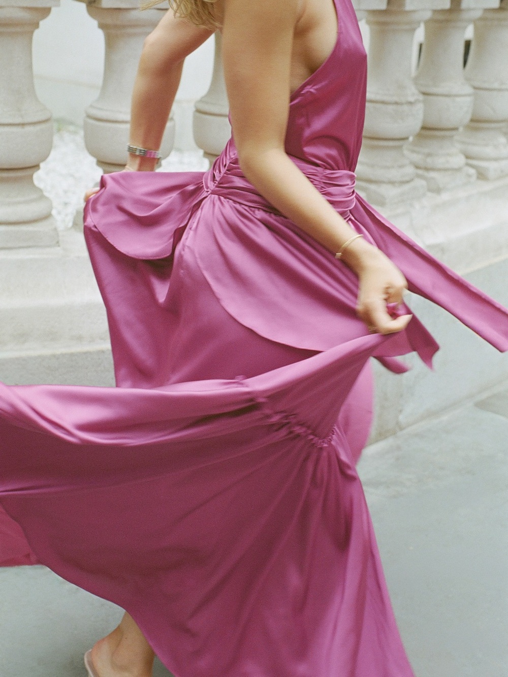 Few Moda x Greta Louise Tome Sintra Dress in Magenta - Picture 3 of 9